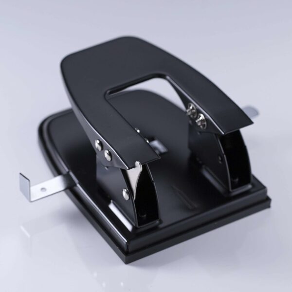 Standard 2 Hole Paper Punch, 30 Sheets Capacity, Black - Image 2